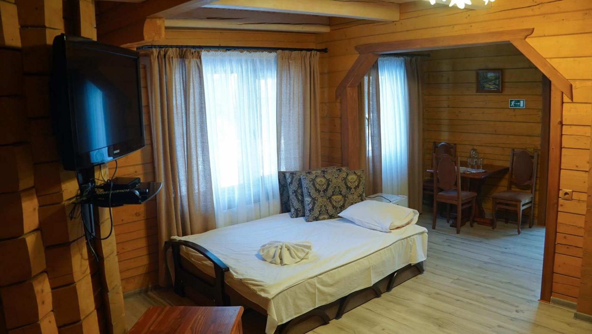 Karpatski Dzherela Yaremche Ngoại thất bức ảnh